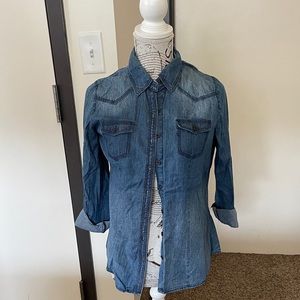 Jean button shirt